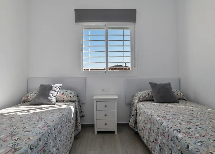 El Descanso * コニル・デ・ラ・フロンテラ